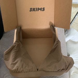 Skims Fits Everybody Triangle Bralette Oxide Brown